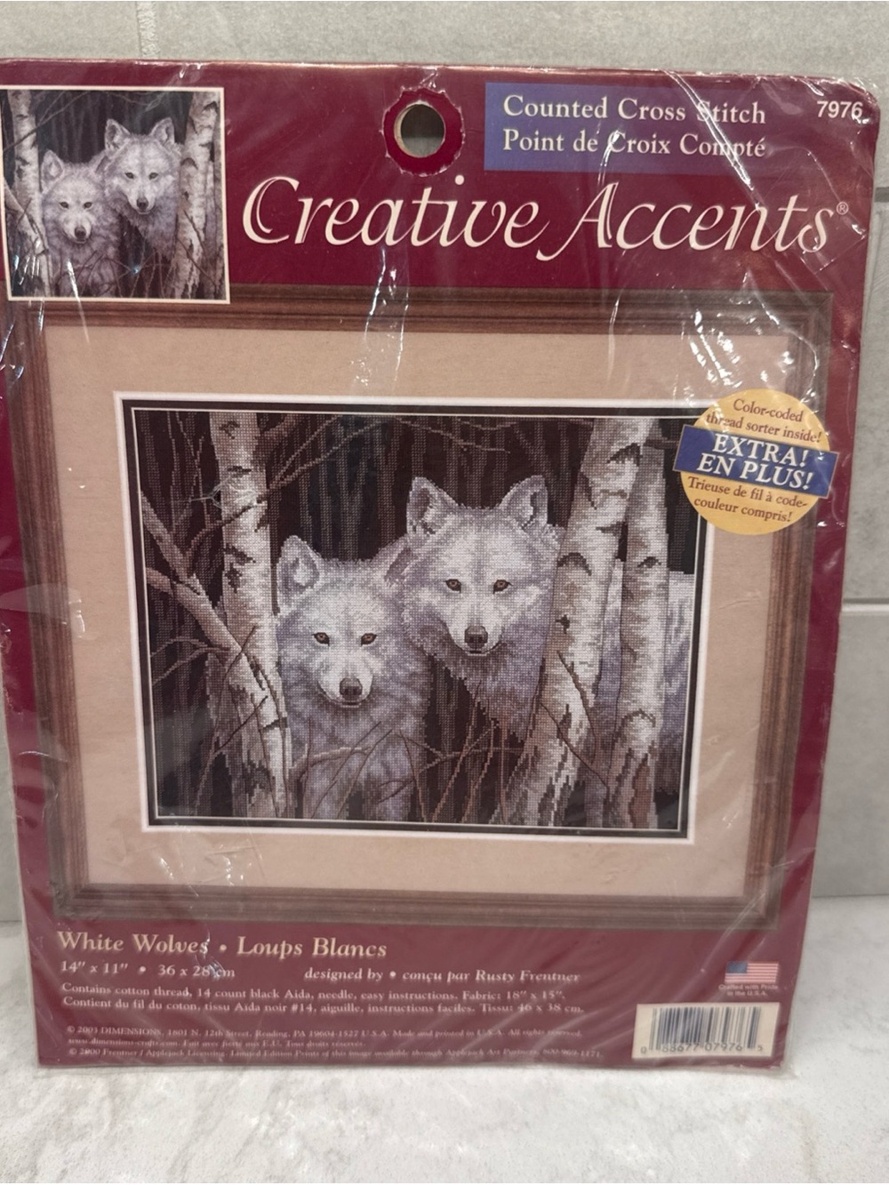 Creative accents White Wolves Cross Stitch Kit